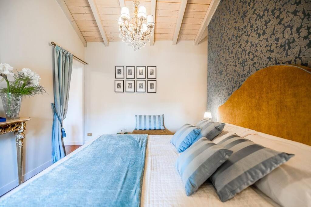 Ferienwohnung Duomo - Prestigious Penthouse With Panoramic View Mailand Exterior foto