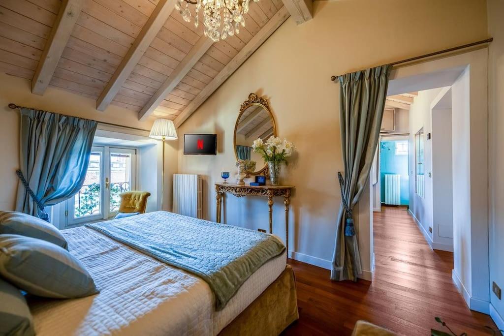 Ferienwohnung Duomo - Prestigious Penthouse With Panoramic View Mailand Exterior foto